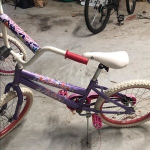 Girls bike